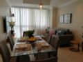 EVP Modern Minimalist 2 Bedroom Robinsons Place ホテルの詳細