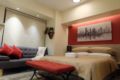 Luxury Suite bedroom in McKinley Hill Taguig ホテルの詳細