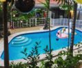 Private Swimming Pool Farm Garden with Open Gazebo ホテルの詳細