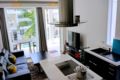 Scandi Apartment 5 min walk to White Beach DOT Acc ホテルの詳細