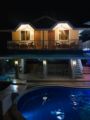 Seaview Beach Resort - Poolside Balcony Room ホテルの詳細