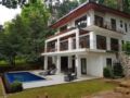 Villa Elisha - A forest hideaway in Antipolo ホテルの詳細