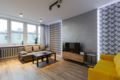 Apartment In Center | Colorful & Quiet | NETFLIX ホテルの詳細