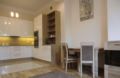 Apartment Near Downtown, Old Town | Superfast WiFi ホテルの詳細