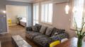 Lucky 15 - Large 80m2 Warsaw apartment with pool ホテルの詳細
