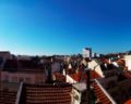 A room in a home with a view over Lisbon ホテルの詳細