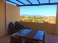 Modern 2 Bed Apt on Resort With Pool, Nr Carvoeiro ホテルの詳細