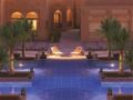 Sharq Village and Spa Hotel Operated by The Ritz-Carlton Hotel Company, B.V. ホテルの詳細