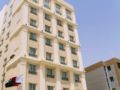 Strato Hotel by Warwick ホテルの詳細
