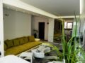 Luxury 2 Room Apartment Militari Bucharest M3 ホテルの詳細