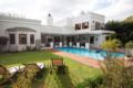 Villa Stellenbosch - Lovely villa , pool, garden ホテルの詳細