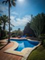 Andalucian private villa 60 meters from the beach ホテルの詳細