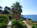 Costa Brava First Line Beach Quiet Private Garden ホテルの詳細