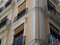 Living Valencia Apartments-Edificio Merced ホテルの詳細