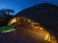 Chena Huts By Uga Escapes ホテルの詳細
