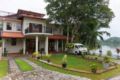 MyH LAKE FRONT Villa, B&B with Transport 100km ホテルの詳細
