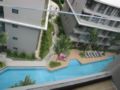 1 Bedroom 7th floor pool view 600 meters to beach ホテルの詳細