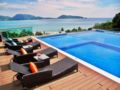 1 bedroom apartment overlooking Patong Bay ホテルの詳細
