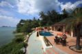 11 Bedroom Triple Sea Front Villas Koh Phangan ホテルの詳細