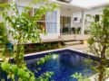 2 Bedroom Luxury Pool Villa Orchid walk to beach ホテルの詳細