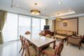 4BR Apartment Sleeps 6 near BTS Thong Lo ホテルの詳細