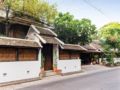 Ayutthaya Thai house 3BR Free BF & Pickup ホテルの詳細