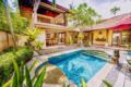Balinese Countryside Villa 3BR Sleeps 8 w/Pool ホテルの詳細