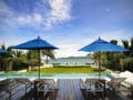 Beachfront Phuket Hotel ホテルの詳細