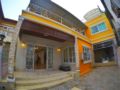Beautiful 7 bedroom pool villa in Patong Beach ホテルの詳細
