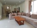 Central pattaya 6 bedroom pool villa # 241 ホテルの詳細