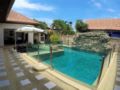 Gorgeous 3 Bedroom View Talay Villa ホテルの詳細