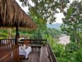 Home Phutoey River Kwai Hotspring & Nature Resort ホテルの詳細