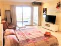 Jomtien Plaza residence sea view studio apartment ホテルの詳細