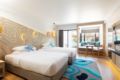 LIV Hotel Phuket Patong Beachfront ホテルの詳細