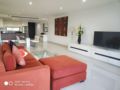 Luxury 2bd apartment in Surin beach with sea view ホテルの詳細