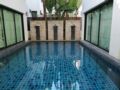 Modern Pool Villa ホテルの詳細