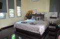 Modern room at Sabai Sabai Homestay Ayutthaya ホテルの詳細