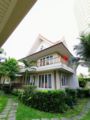 PEACEFUL Hideaway Beach House at Baan Talay Samran ホテルの詳細