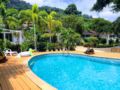 Sandy Bloom Villa 10BR Sleeps 20w/Pool &Breakfast ホテルの詳細