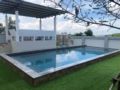 Single luxury pool villa in pattaya ホテルの詳細