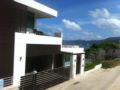 Sirirat Sea View Villa ホテルの詳細