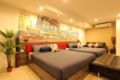 Spacious 4 pax, 8 mins BTS, Free WIFI, Near Silom ホテルの詳細