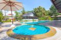 Spring Brook Resort 35BR Sleeps 70 w/Pool & Gym ホテルの詳細