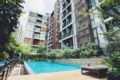 SVCozy condo in Silom BTS, pool view, 1BR ホテルの詳細