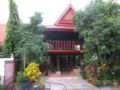 teak house chiang mai ホテルの詳細