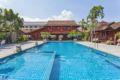Thai Cottage Resort 10BR Sleeps 20 w/ Pool in City ホテルの詳細