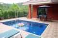 The Eight Boutique Pool Villa ホテルの詳細