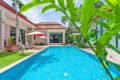 Villa Klasse | Large 3 Bedroom Villa with free car ホテルの詳細