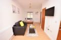 Bright & Spacious Studio Near QE Hospital & UoB B ホテルの詳細