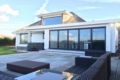 D STUNNING COASTAL HOME WITH HOT TUB & SEA VIEWS ホテルの詳細